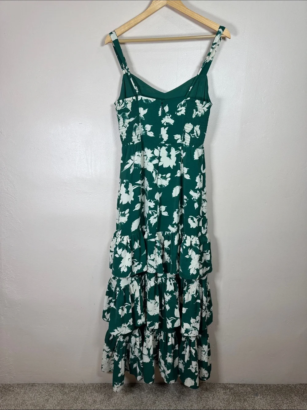 Abercrombie & Fitch floral maxi dress M satin formal tiered green cottagecore